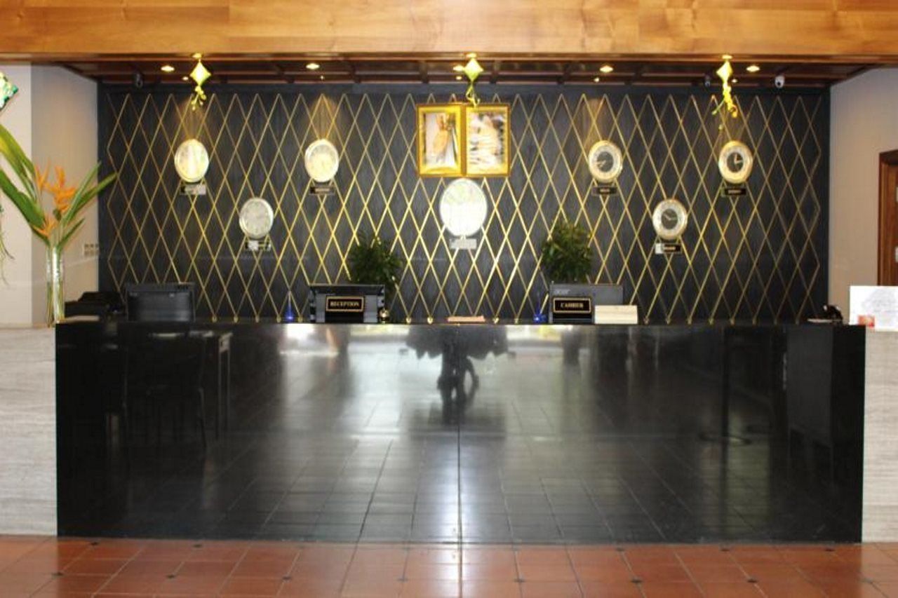 Starlodge Kampong Jerudong Εξωτερικό φωτογραφία